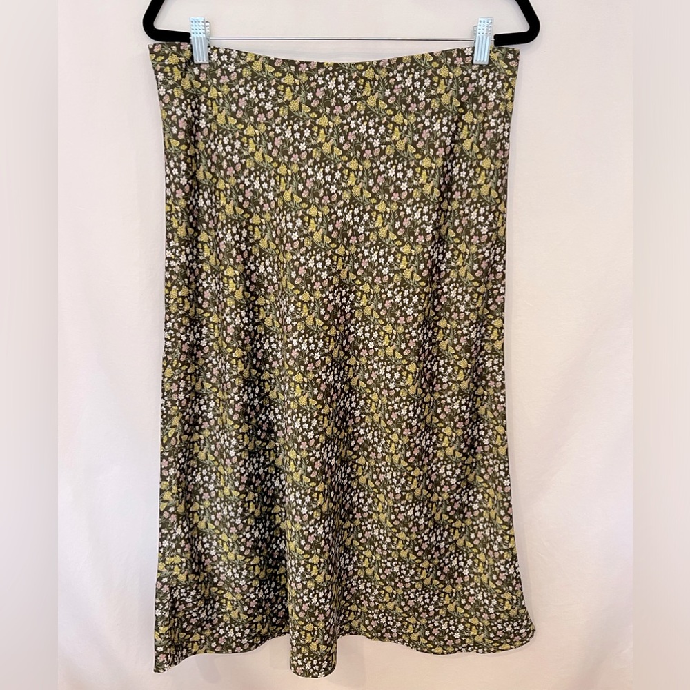 J. Crew Women’s Green Floral Midi Skirt Size L NWT!